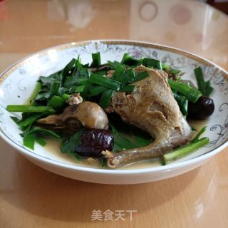 鸽汤炒韭菜的做法步骤：8