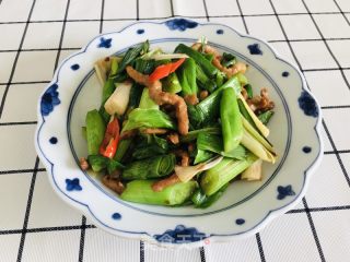 蒜苗炒过油肉的做法步骤：7