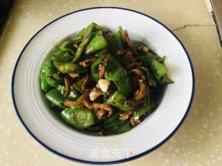 㸆辣椒炒肉的做法步骤：11