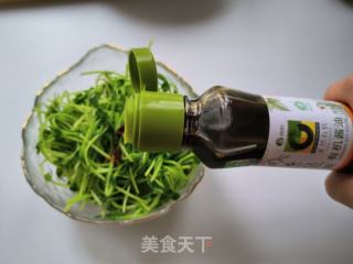 凉拌豌豆苗的做法步骤：5