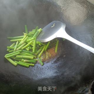 蒜苔炒鸽胗的做法步骤：8