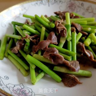 蒜苔炒鸽胗的做法步骤：10
