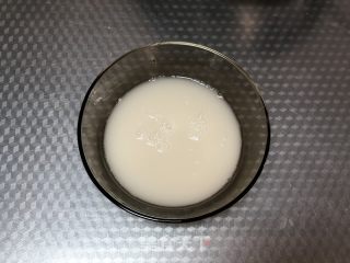 五香芝麻烧饼的做法步骤：2