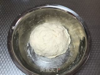 五香芝麻烧饼的做法步骤：3