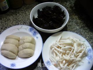 菌菇拌小素鸡的做法步骤：1