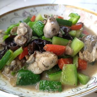 黄瓜炒蛎肉的做法步骤：13