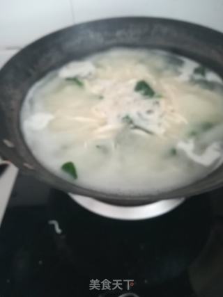 手擀哨子面的做法步骤：6