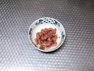 宝宝皮蛋瘦肉粥的做法步骤：2