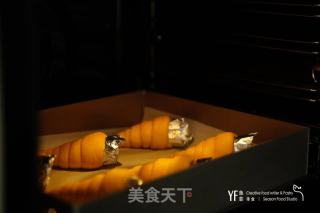 治愈系，有胡萝卜汁的胡萝卜面包的做法步骤：8