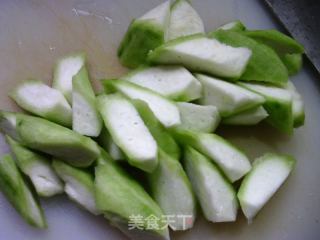 河虾蛤蜊棱角丝瓜汤的做法步骤：3