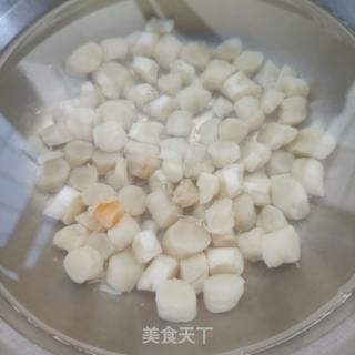 瑶柱粉丝水萝卜汤的做法步骤：3