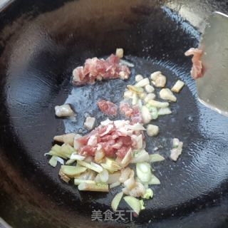 瑶柱粉丝水萝卜汤的做法步骤：11