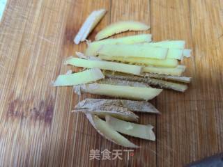 蒜苔炒牛肉丝的做法步骤：4
