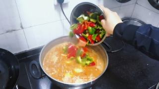 鸡块土豆拌面的做法步骤：8