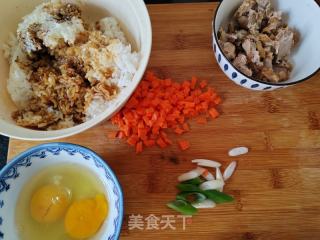 排骨炒饭的做法步骤：1