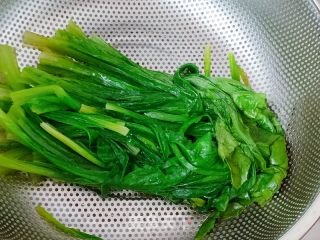 凉拌麻酱油麦菜的做法步骤：3