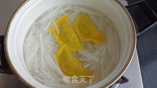 蛋饺萝卜丝汤的做法步骤：4