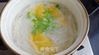 蛋饺萝卜丝汤的做法步骤：5