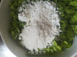 蒸榆圈的做法步骤：3