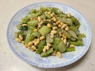 莙荙菜杆炒黄豆的做法步骤：5