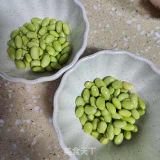 毛豆肉饼汤的做法步骤：4
