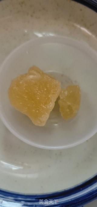莲子百合红豆薏仁糖水的做法步骤：1