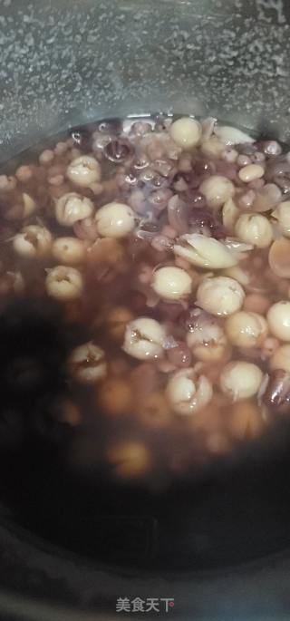 莲子百合红豆薏仁糖水的做法步骤：5
