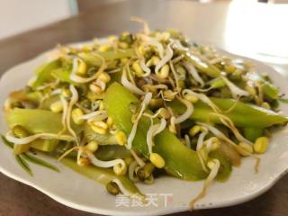 莴笋炒绿豆芽的做法步骤：6