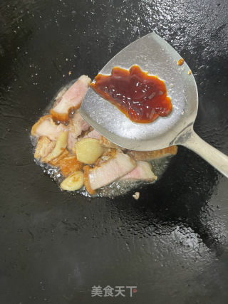 板栗焖五花肉的做法步骤：6