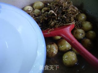 笋干菜烧小土豆的做法步骤：5