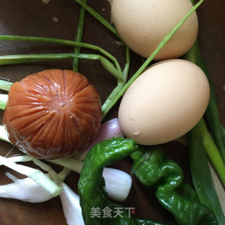 外婆菜炒饭的做法步骤：2