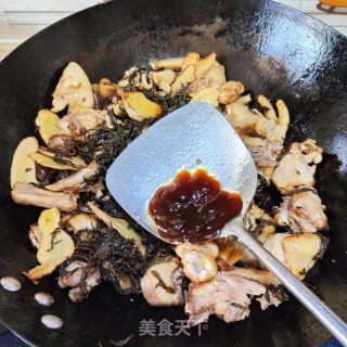 艾草焖鸡的做法步骤：12