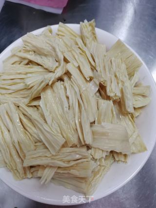 排骨蒸腐竹的做法步骤：4