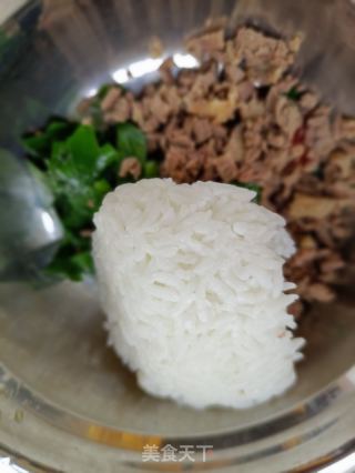 韭菜鸽胸肉饭团的做法步骤：7