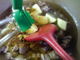 咖喱土豆牛腩的做法步骤：10