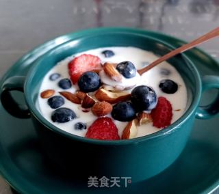 蓝莓坚果酸奶碗的做法步骤：7