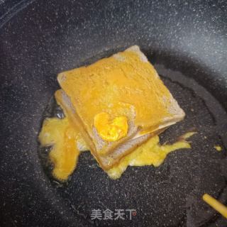 双梅西多士的做法步骤：5