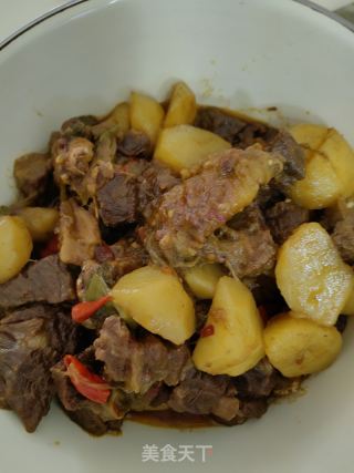 土豆烧牛肉的做法步骤：9