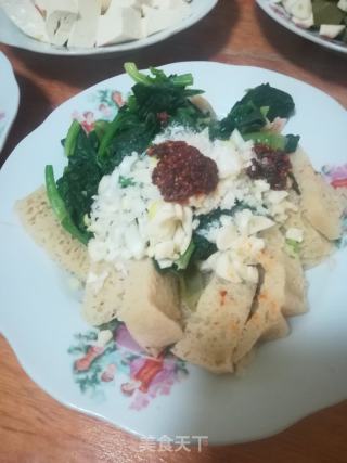 拌菠菜面筋的做法