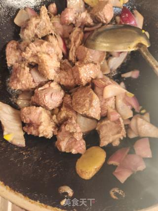 西红柿炖牛腩的做法步骤：4