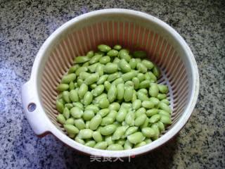 咸菜茭白炒毛豆的做法步骤：2