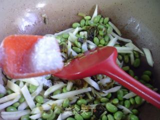 咸菜茭白炒毛豆的做法步骤：10