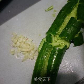 黄瓜拌猪头肉的做法步骤：2