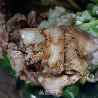 黄瓜拌猪头肉的做法步骤：8