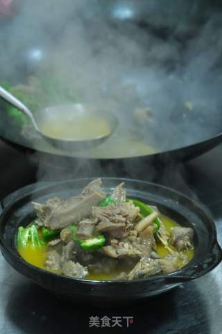 青花椒鸡火锅的做法