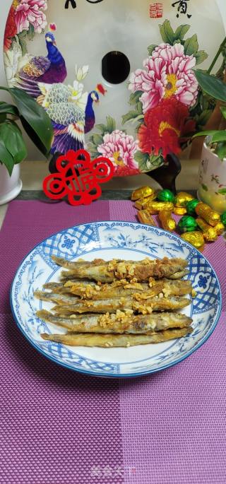 蒜香多春鱼的做法步骤：10