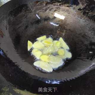 酱香兔肉煲的做法步骤：8