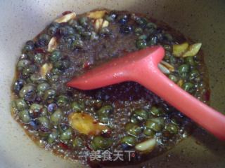 螺蛳炒花蛤的做法步骤：8