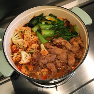 牛肉卷香辣时蔬锅的做法步骤：12
