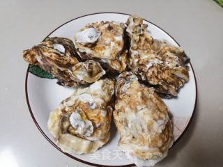 蒜蓉烤生蚝的做法步骤：1